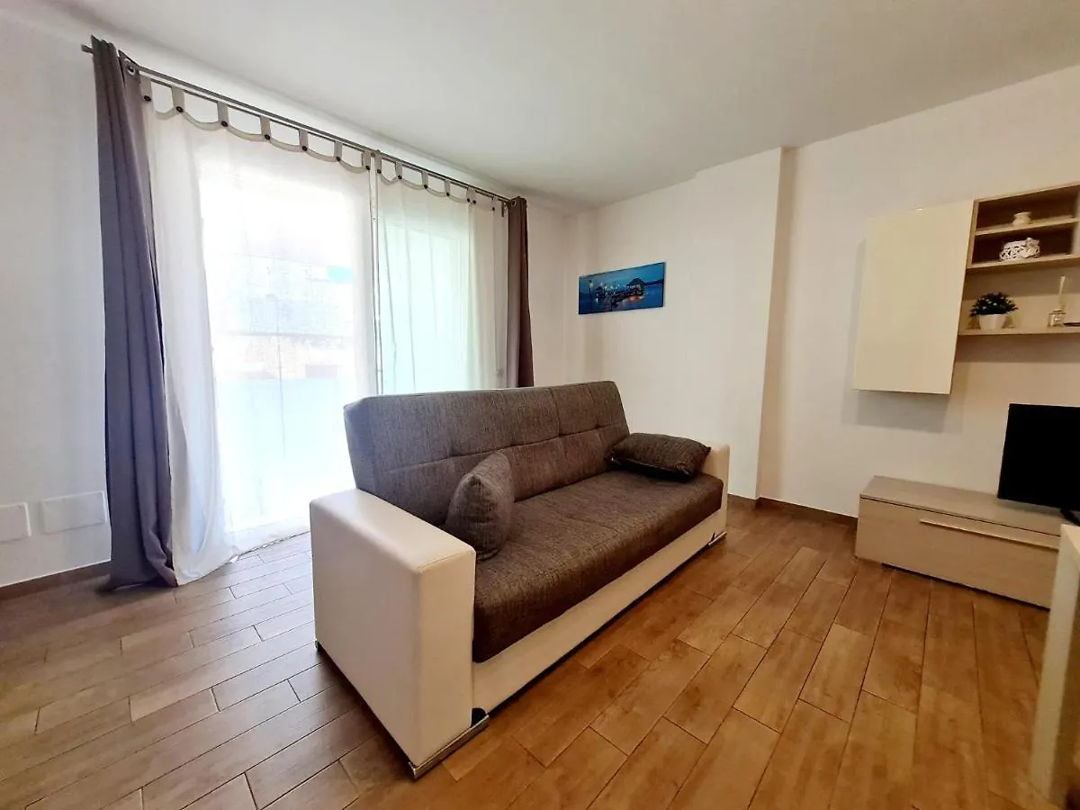 Milizia Apartment 레체